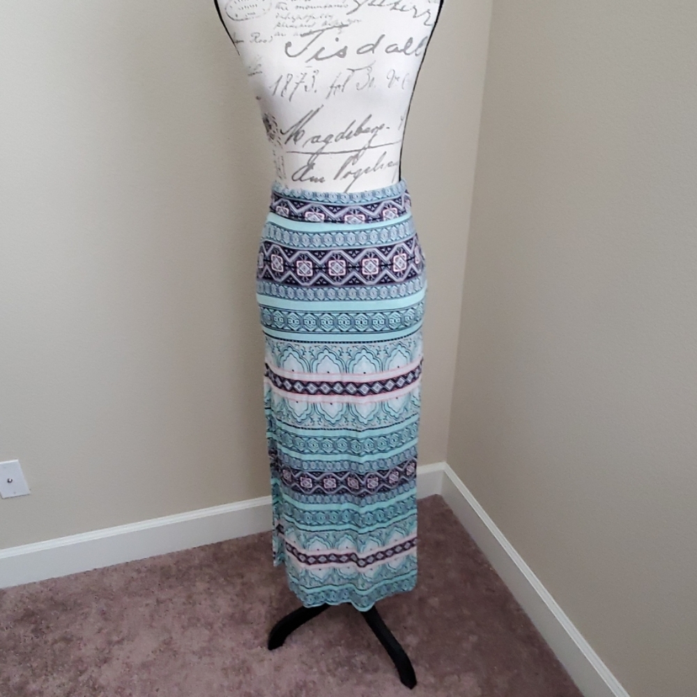 Charlotte Russe maxi skirt Xsmall